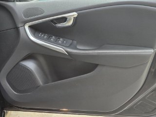 /photos/10357/e9fdfbed-872a-422f-b9fd-be372b8a1558_i320x240.jpg